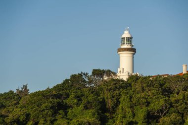 Avustralya 'nın Yeni Güney Galler' inde ünlü Cape Byron deniz feneri. 
