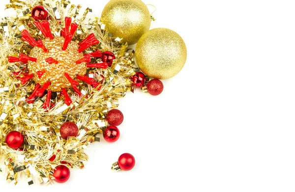 Gouden Christams Coronavirus Bauble Met Rode Eiwit Spikes Liggen Met — Stockfoto