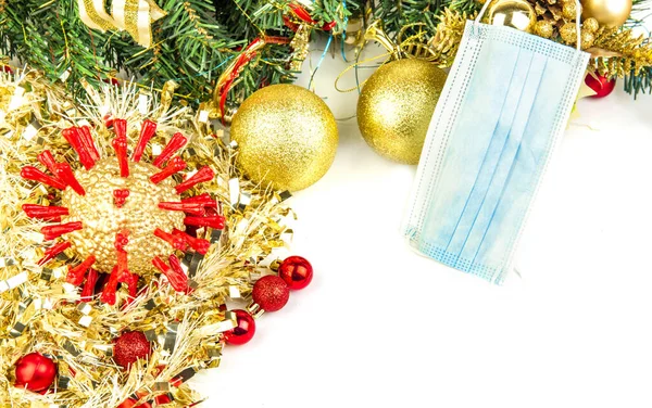 Golden Christams Coronavirus Bauble Red Protein Spikes Lying Other Holiday — Stock Photo, Image