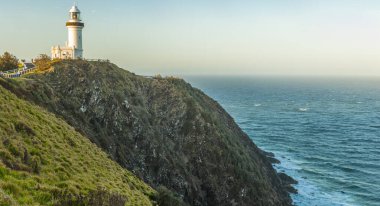 Avustralya 'nın Yeni Güney Galler' inde ünlü Cape Byron deniz feneri. 