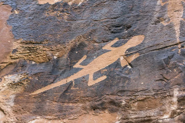 美国犹他州恐龙国家纪念馆远足时看到的古代弗里蒙特人 土著美国人 的蜥蜴岩石艺术 — 图库照片