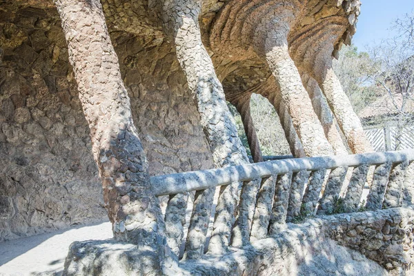 Barcelona Španělsko Března 2019 Park Guell Antonia Gaudího Kamenná Kolonáda — Stock fotografie