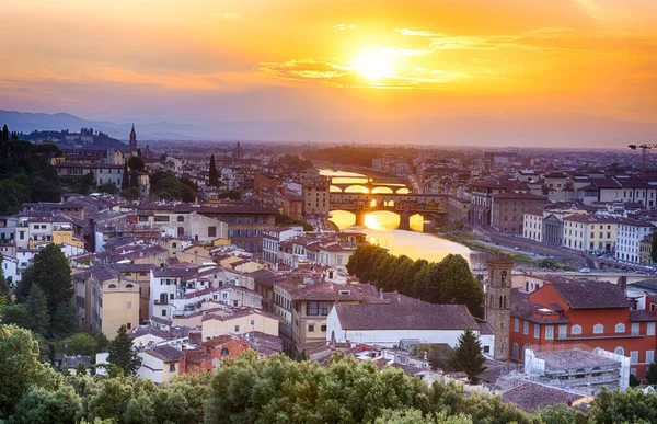 Lebendiger Sonnenuntergang Über Dem Fluss Arno Florenz Vom Michelangelo Platz — Stockfoto
