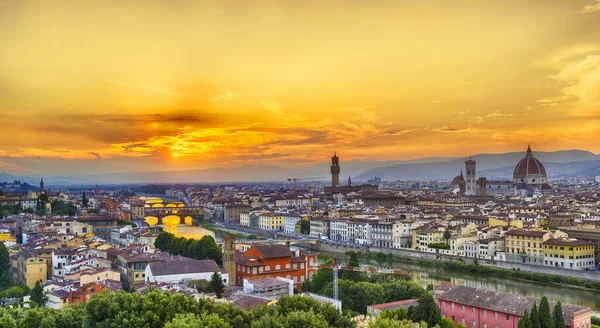 Coucher Soleil Vif Sur Rivière Arno Florence Partir Place Michelangelo — Photo