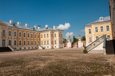rundalerollen, broodjes geïsoleerd