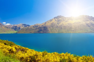 Yeni Zelanda 'daki Wakatipu Gölü