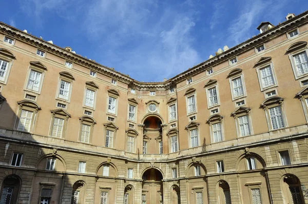 Caserta Royal Palace exterior — Stock Photo, Image