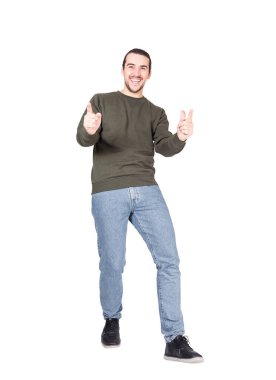 Dans eden neşeli ve kaygısız genç adamın uzun bir portresi, kameraya işaret eden, geniş bir gülümseme. Tarz sahibi bir adam, Whit 'te izole edilmiş, dostça bir jestle birini selamlıyor.