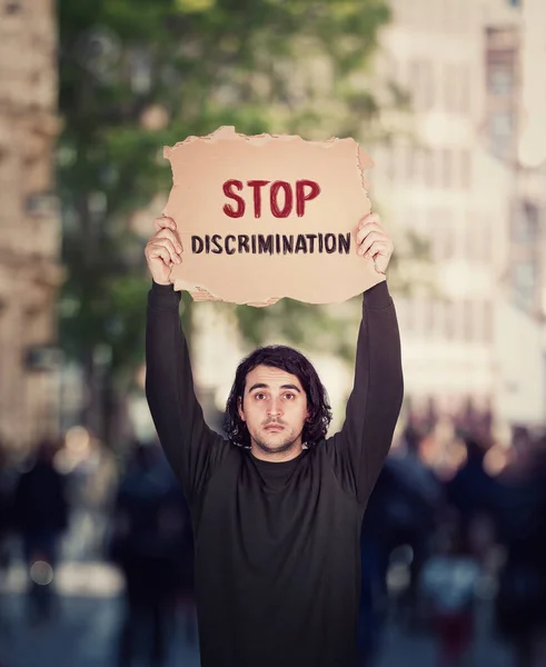 Stop Discriminatie Straatmanifestatie Protest Man Met Uitgestrekte Handen Met Een — Stockfoto