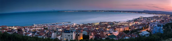 Night view to the black sea coastline — Stock Photo, Image