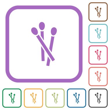 Beyaz arkaplandaki renkli yuvarlak kare çerçevelerdeki basit simgeleri eşleştirir