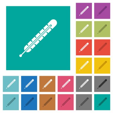 Sade kare arkaplanda çok renkli düz ikonlar var. Uçan veya etkin efektler için beyaz ve koyu simge varyasyonları.