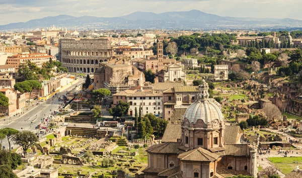 Skyline della città di Roma — Foto Stock