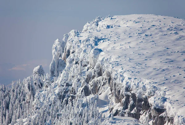 Winter Scene Snow Mountain Landscape Ceahlau Romania — Zdjęcie stockowe