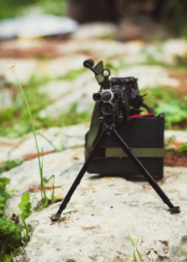 askeri silah makineli tüfek 