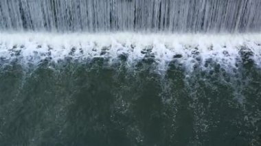 su yakın çekim akışı