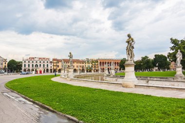 Prato della Valle Piazza
