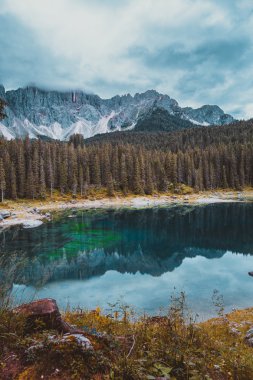 vahşi manzara doğa göl Misurina 