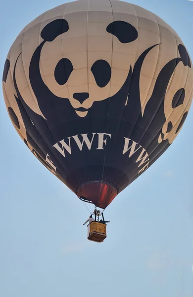 Duży balon szczegół latające — Zdjęcie stockowe