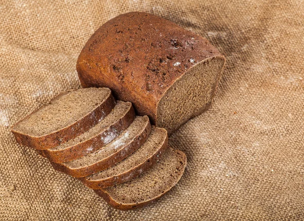 Szeletelt kenyér, barna kenyér — Stock Fotó