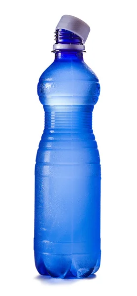 Открытая бутылка воды — стоковое фото