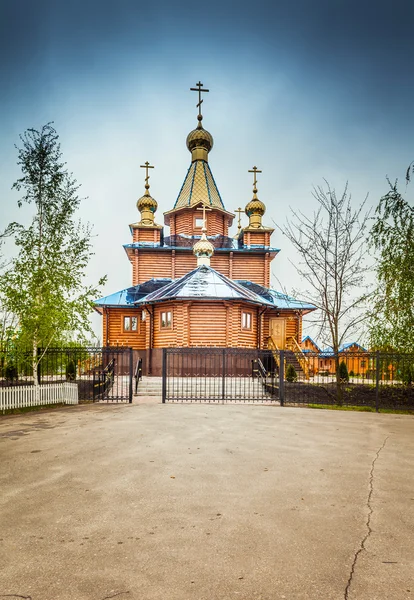 Ortodoxa la iglesia de madera — Foto de Stock