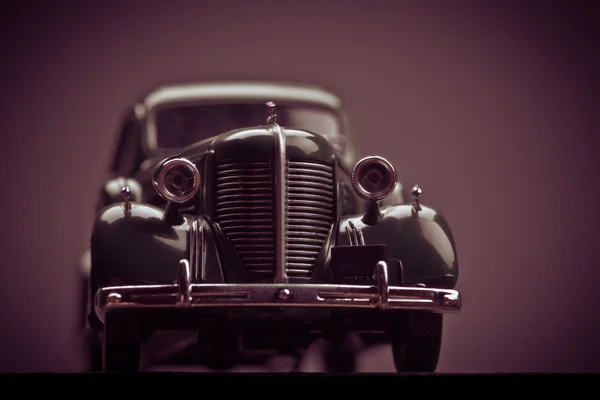 Ретро модель автомобиля — стоковое фото