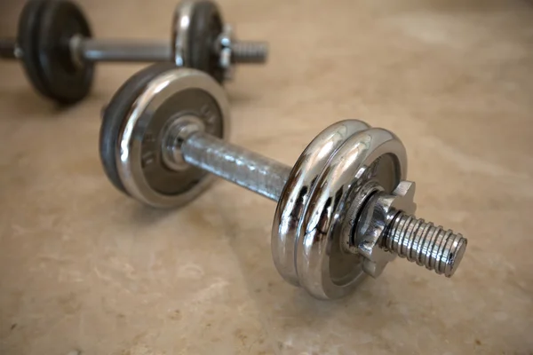 Two metal dumbbells — Stock Photo, Image