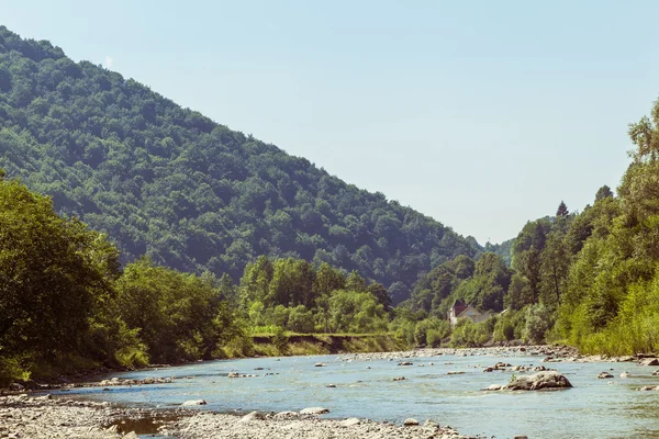 Landschap berg rivier — Stockfoto
