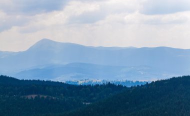 Karadağ Ridge'de Karpatlar