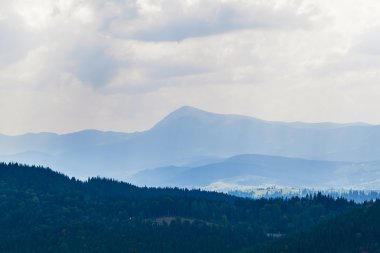 Karadağ Ridge'de Karpatlar
