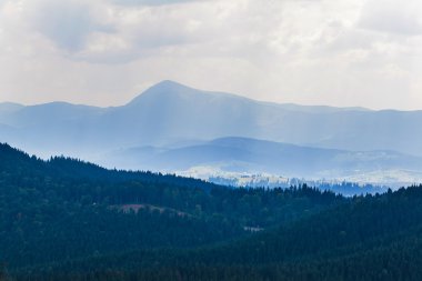 Karadağ Ridge'de Karpatlar