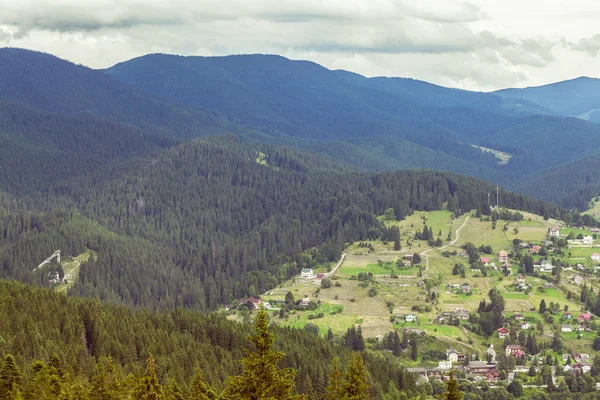 Ländliche Berglandschaft — Stockfoto