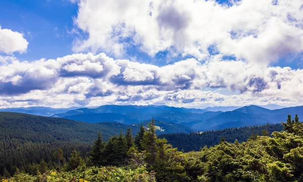 Karadağ Ridge'de Karpatlar