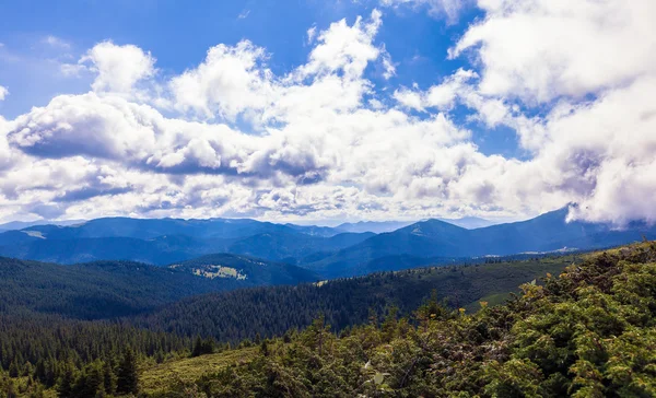 Karadağ Ridge'de Karpatlar