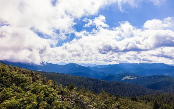 Montenegrin ridge in Carpathians — Stock Photo, Image