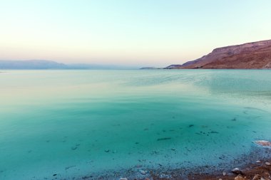 Gölde gün batımı