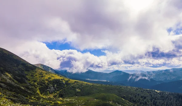 Karadağ Ridge'de Karpatlar