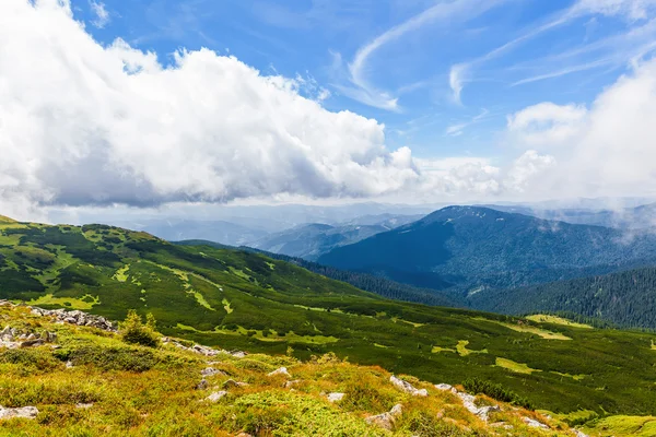 Cordillera montenegrina en Cárpatos —  Fotos de Stock