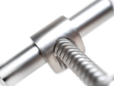 Yeni tirbuşon yakın plan, beyaz izole arkaplan