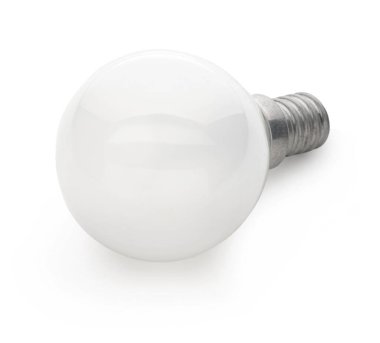 Ampul yakın plan, beyaz izole arkaplanda