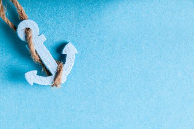 küçük çapa yakın çekim 