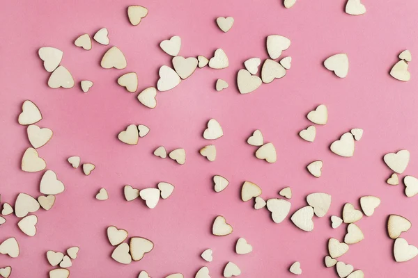 Los pequeños corazones de madera —  Fotos de Stock