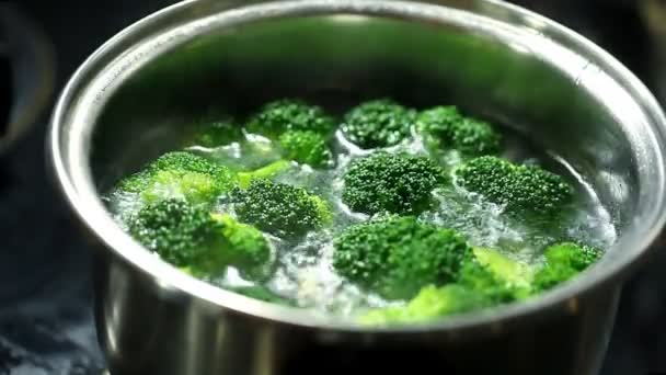 Pieces of broccoli — Stock Video