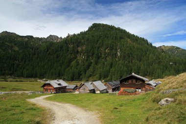 Ursprungalm village is at an altitude of 1,610m, in Steirische Kalkspitze in the Schladminger Tauern, Austria