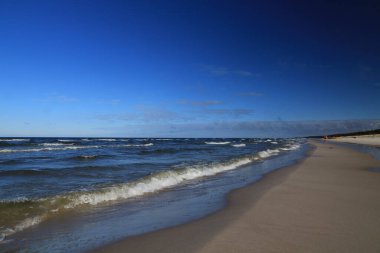 Debki köyündeki plaj, Baltık Denizi, Polonya