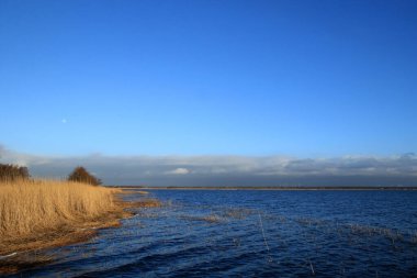 Lebsko Gölü, Polonya 'daki Slowinski Ulusal Parkı' ndaki sahil gölü.