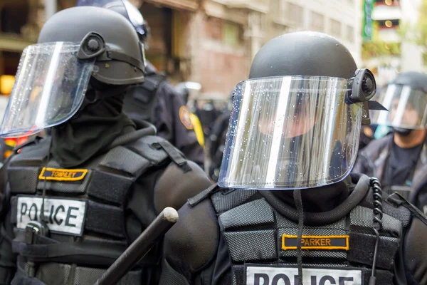 Polícia em Riot Gear Closeup — Fotografia de Stock