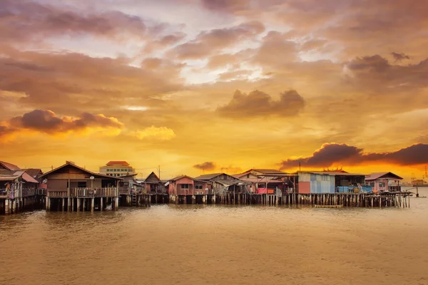 Zonsopgang boven Chew Jetty in Penang — Stockfoto