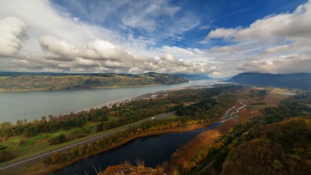 Ultra High Definition 4k Time Lapse Movie of Moving White Clouds with Blue Sky over Columbia River Gorge and Highway 84 Traffic in Early Fall Season Portland Oregon UHD — Stock Video